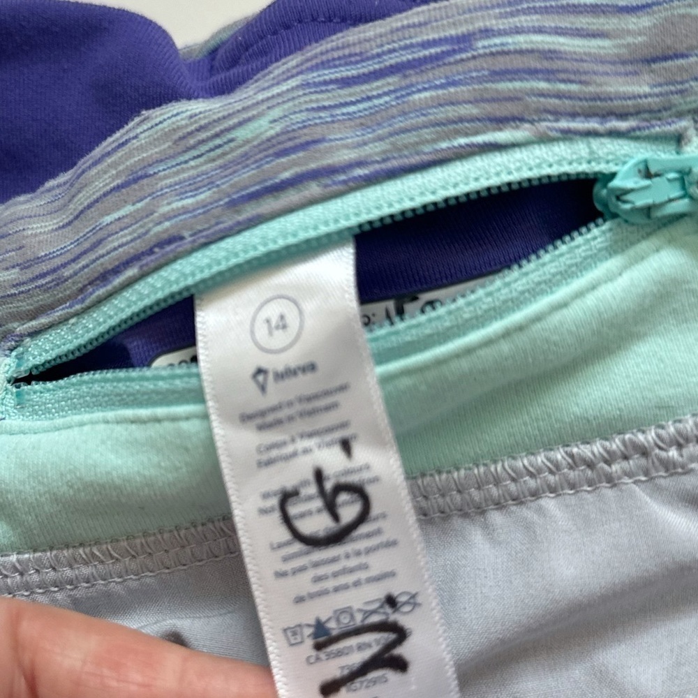 Ivivva by Lululemon Relay Racer Athletic Shorts 4” Inseam - Picture 4 of 6
